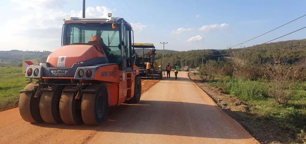  Köy bağlantı yoluna yeni üstyapı