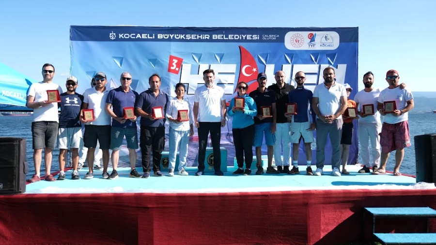 3. Yelken Trofesi Yarışmasında madalyalar sahiplerini buldu