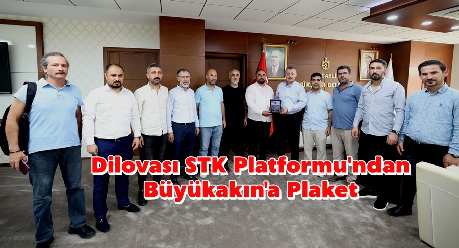 Ekosder ve Dilovası STK Platformu, Tahir Büyükakın’a Çevre Dostu Plaketi Verdi