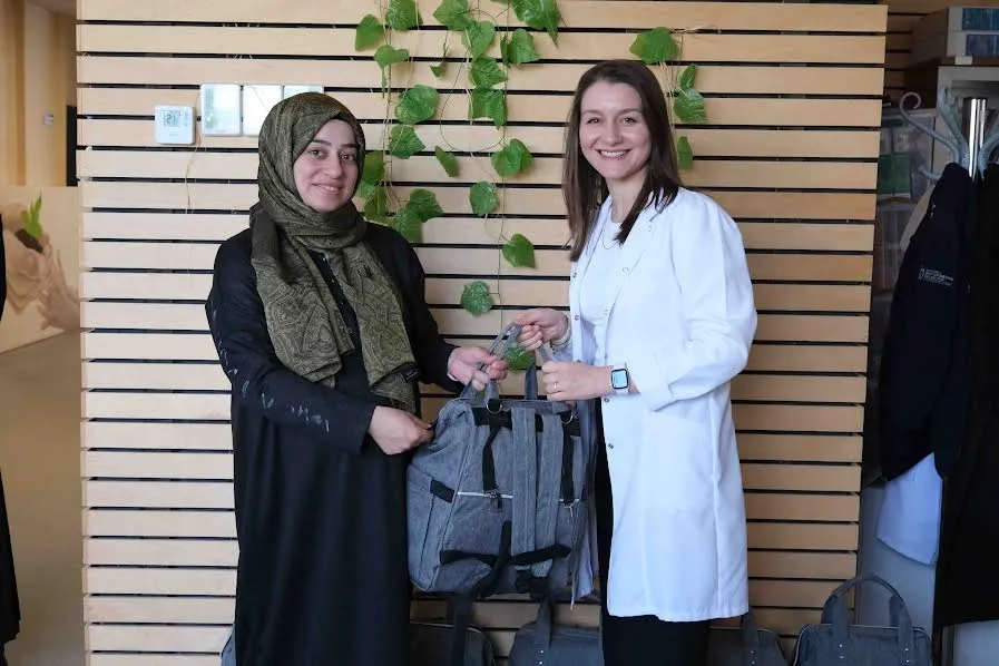 Anne ve anne adaylarına bebek sağlığı eğitimi