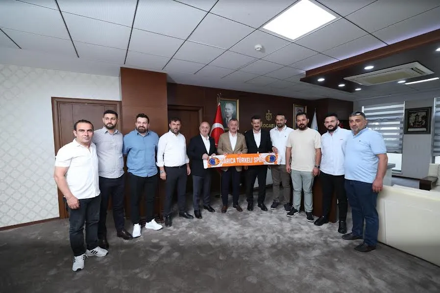 Şampiyon Darıca Türkeli’den Büyükakın’a ziyaret