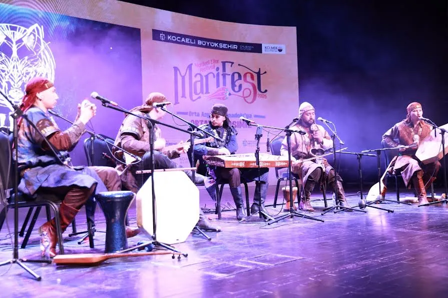 MARİFEST 2025’te Turan Ethno-Folk Ensemble rüzgarı