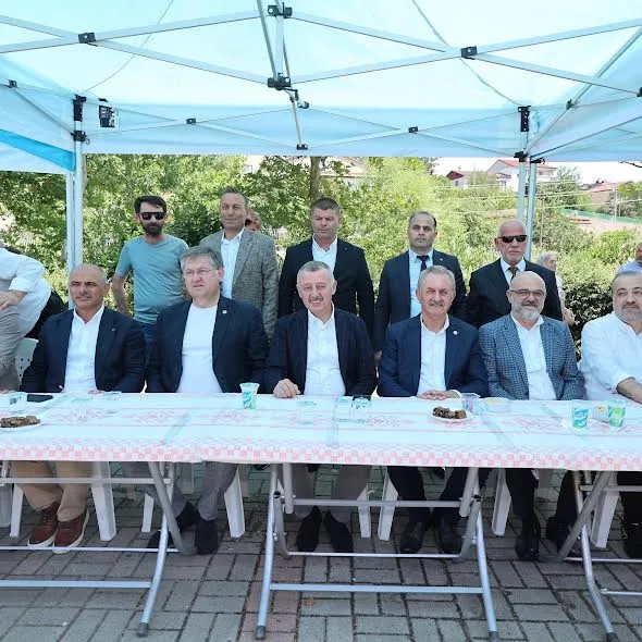 Büyükakın, Gümüşhaneliler pikniğine katıldı
