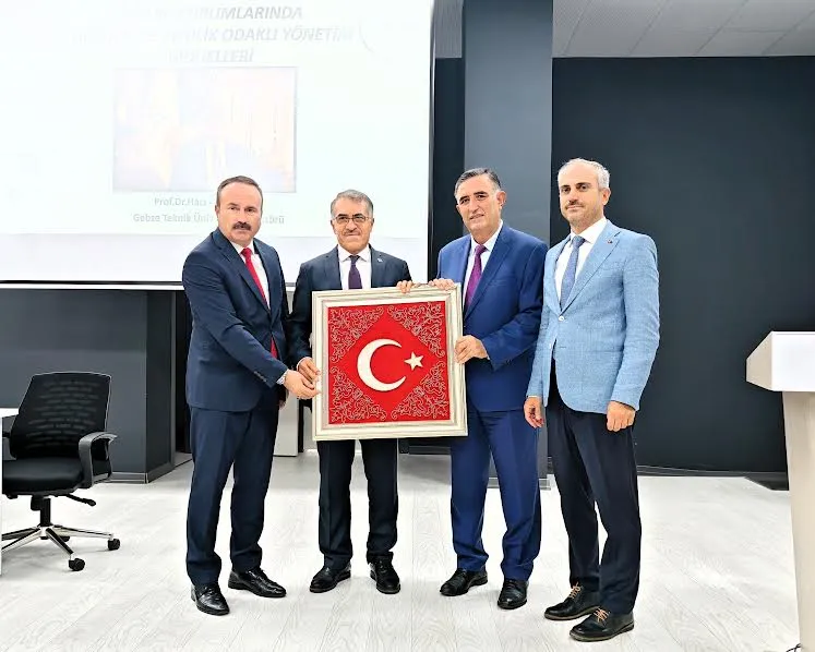 Rektör Çayırova