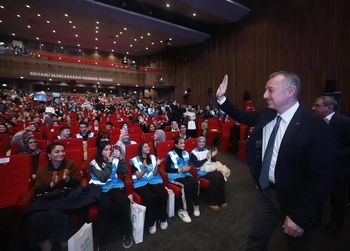 Büyükakın: “İyilik bulaşıcıdır,  biz de onun taşıyıcısıyız”